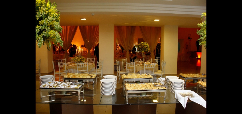 Casamento Amarelo e Lindo no Buffet Mediterrâneo - Costa Aguiar